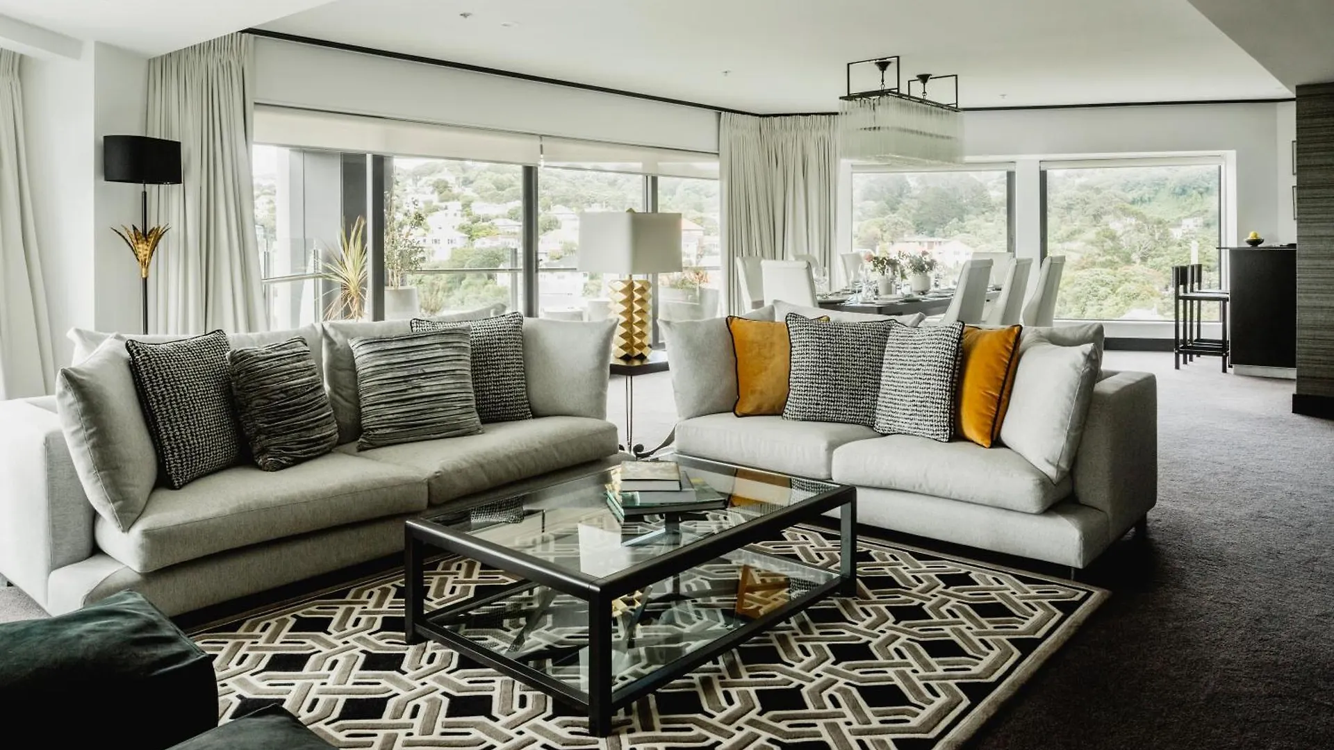 The Residence Suite At Bolton Hotel contacts